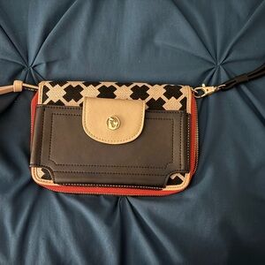 Spartina 449 Tan and Black Wristlet with Red Trim